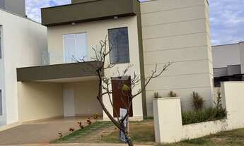 Imagem: Casa em Condomínio de Luxo à Venda em