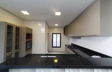 Imagem 4: Casa de Alto Padrão para Locação em Condomínio no Bairro Santa Rosa, Piracicaba-SP: 4 Quar