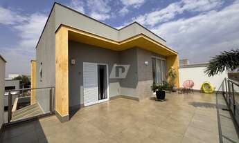 Imagem 3: Casa em condomínio à venda em Piracicaba-SP, no bairro Taquaral. Com 3 quartos, 3 suítes