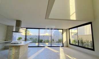 Imagem 2: CASA NOVA COM 3 SUÍTES E 4 VAGAS À VENDA NO CONDOMÍNIO VILLA DÁQUILA, EM PIRACICABA/SP