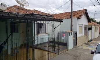 Imagem: CASA À VENDA NA VILA REZENDE, sendo 3 casas