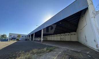 Imagem 5: Galpão Comercial de Alto Padrão em Higienópolis, Piracicaba-SP: 7 Salas, 5 Banheiros, 15 V