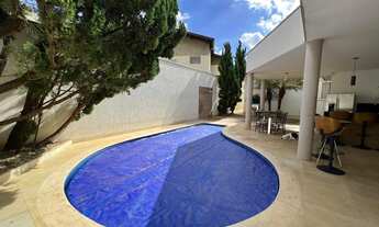 Imagem 3: Imperdível: Casa à venda no Centro de Piracicaba-SP, com 3 quartos, 1 suíte, 2 salas, 5 ba