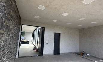 Imagem 2: Casa de Alto Padrão em Condomínio no Éden, Sorocaba-SP: 3 Quartos, 1 Suíte, 3 Salas, 3 Ban