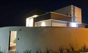 Imagem 4: Linda casa à venda! Venha se encantar com esta incrível oportunidade de morar com conforto