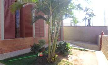 Imagem: 3 dormitórios, 1 suítes, 1 banheiros