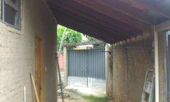 Imagem 2: 4 dormitórios, 2 banheiro, 2 vagas na garagem