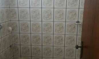 Imagem 4: 4 dormitórios, 2 banheiro, 2 vagas na garagem