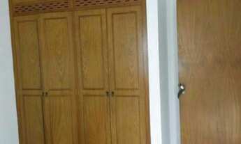 Imagem 2: 4 dormitórios, 1 suítes, 1 banheiros, 5 vagas na garagem