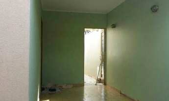 Imagem 4: 4 dormitórios, 1 suítes, 1 banheiros, 5 vagas na garagem