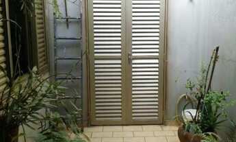 Imagem 3: 4 dormitórios, 1 suítes, 1 banheiros, 5 vagas na garagem