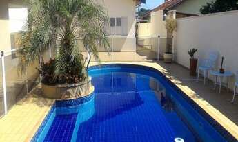 Imagem 5: 3 dormitórios, 1 suítes, 4 banheiro