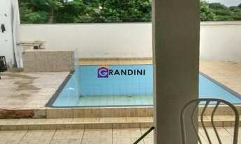 Imagem: 3 dormitórios, 1 suítes, 1 banheiros