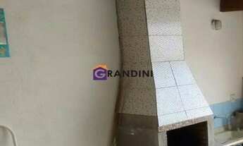 Imagem 6: 3 dormitórios, 1 suítes, 1 banheiros, 300M² de Área Total