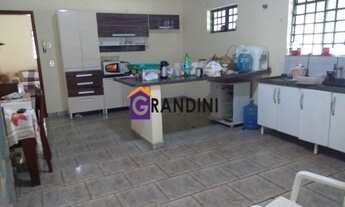 Imagem 4: 2 dormitórios, 1 banheiros