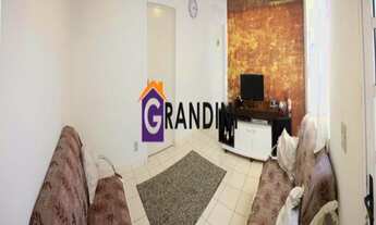 Imagem: 2 dormitórios, 1 banheiros, 1 vaga na garagem