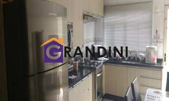 Imagem 6: 3 dormitórios, 1 suítes, 1 banheiros, 180M² de Área Construída