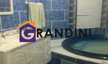 Imagem 6: 3 dormitórios, 3 suíte, 2 banheiro, 4 vagas na garagem, 2500M² de Área Construída