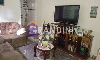 Imagem: 2 dormitórios, 3 banheiro, 3 vagas na garagem