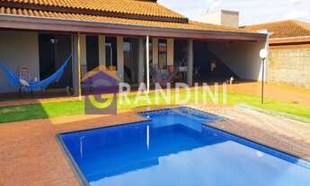 Imagem: 4 dormitórios, 2 suíte, 1 banheiros