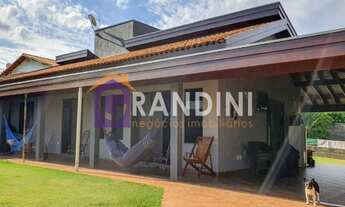 Imagem 2: 4 dormitórios, 2 suíte, 1 banheiros