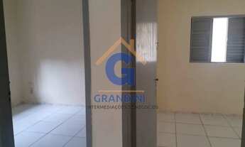 Imagem 6: 3 dormitórios, 1 banheiros, 1 vaga na garagem, 150M² de Área Construída