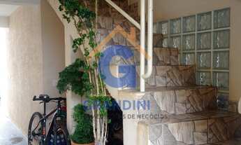 Imagem: 3 dormitórios, 248M² de Área Construída