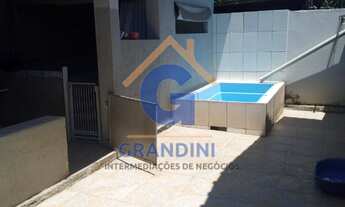 Imagem: 3 dormitórios, 1 banheiros, 4 vagas na