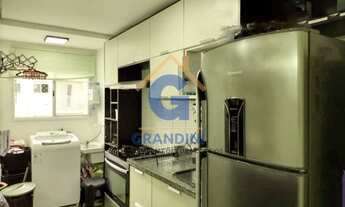 Imagem 2: 2 dormitórios, 1 banheiros, 1 vaga na garagem, 52M² de Área Construída