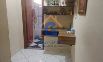 Imagem 3: 3 dormitórios, 1 suítes, 3 banheiro, 2 vagas na garagem, 390M² de Área Construída