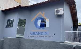 Imagem: 2 dormitórios, 1 banheiros, 1 vaga na garagem