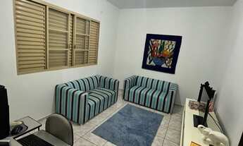 Imagem 7: 3 dormitórios, 1 suítes, 2 banheiro, 1 vaga na garagem, 130M² de Área Construída