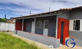 Imagem: 3 dormitórios, 1 banheiros, 1 vaga na garagem