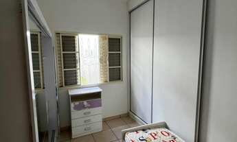 Imagem 5: 3 dormitórios, 1 suítes, 2 banheiro, 2 vagas na garagem, 200M² de Área Construída