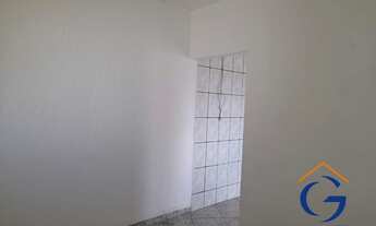 Imagem 3: 3 dormitórios, 1 banheiros, 1 vaga na garagem, 200M² de Área Construída