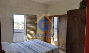 Imagem 2: 3 dormitórios, 2 suíte, 3 banheiro, 5 vagas na garagem, 350M² de Área Construída