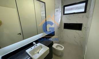 Imagem 7: 3 dormitórios, 1 suítes, 2 banheiro, 300M² de Área Construída