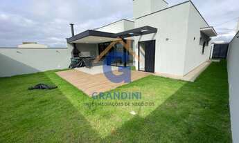 Imagem: 3 dormitórios, 1 suítes, 2 banheiro, 300M²