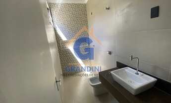 Imagem 4: 3 dormitórios, 1 suítes, 2 banheiro, 202M² de Área Construída