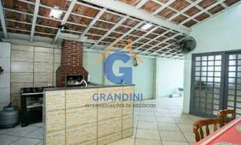 Imagem 3: 3 dormitórios, 1 suítes, 2 banheiro, 200M² de Área Construída