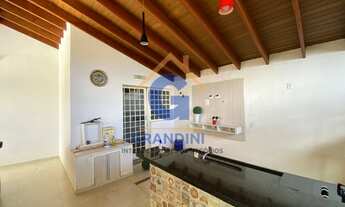 Imagem 4: 3 dormitórios, 1 suítes, 2 banheiro, 200M² de Área Construída