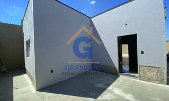 Imagem 2: 3 dormitórios, 1 suítes, 2 banheiro, 202M² de Área Construída