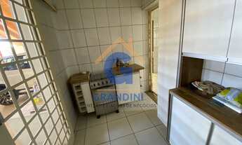 Imagem 3: 3 dormitórios, 1 suítes, 2 banheiro, 200M² de Área Construída