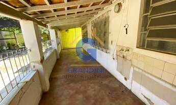 Imagem: 2 dormitórios, 1 banheiros, 1 vaga na garagem