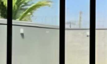 Imagem 2: Linda casa em condomínio com 01 suíte master com closet, e 02 outras suítes; Piscina; e ár