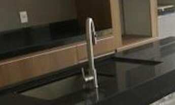 Imagem 2: Casa com design moderno, 03 suítes, área gourmet com churrasqueira e ilha