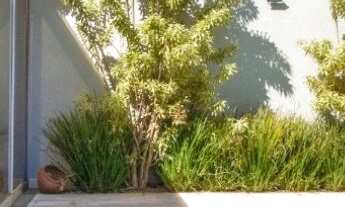 Imagem: Sobrado de alto padrão, 04 Dormitórios/Suíte