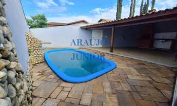 Imagem: CASA COM PISCINA PARA VENDA EM EXCELENTE