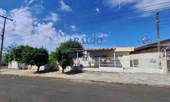 Imagem 3: Casa à venda em Americana-SP, bairro São Luiz, 3 quartos, 1 sala, 1 banheiro, 2 vagas de g