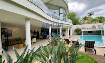 Imagem 5: Casa de luxo em condomínio: 5 quartos, 4 suítes, 3 salas, 6 banheiros, 4 vagas na garagem